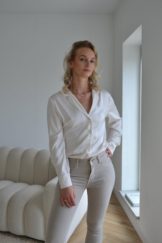 Push Up Mid Waist Skinny Jeans