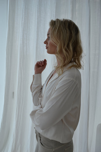 Satin Pyjama Collar Blouse Off White